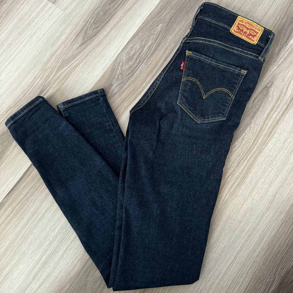 Levi’s 720 High Rise Super Skinny